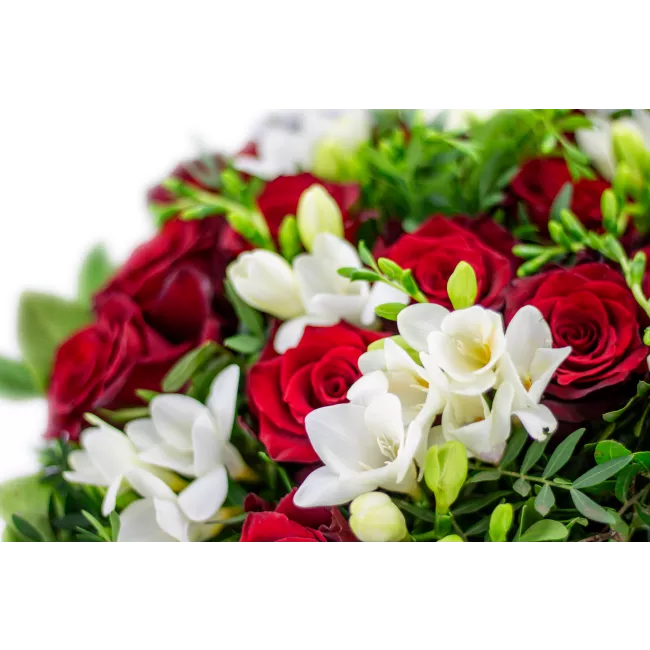 Bouquet of roses with freesia